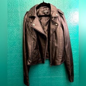 Black leather jacket by coffee shop NY size XS